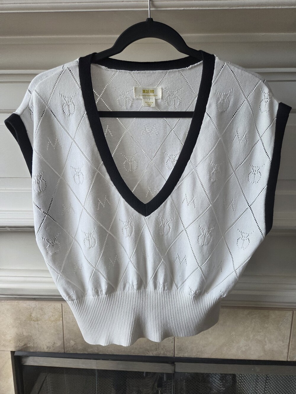 Anthropologie Maeve White Black Pointelle Monogram Sweater Vest V Neck Size M